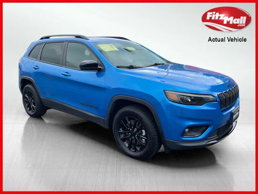 2023 Jeep Cherokee Altitude Lux photo 1