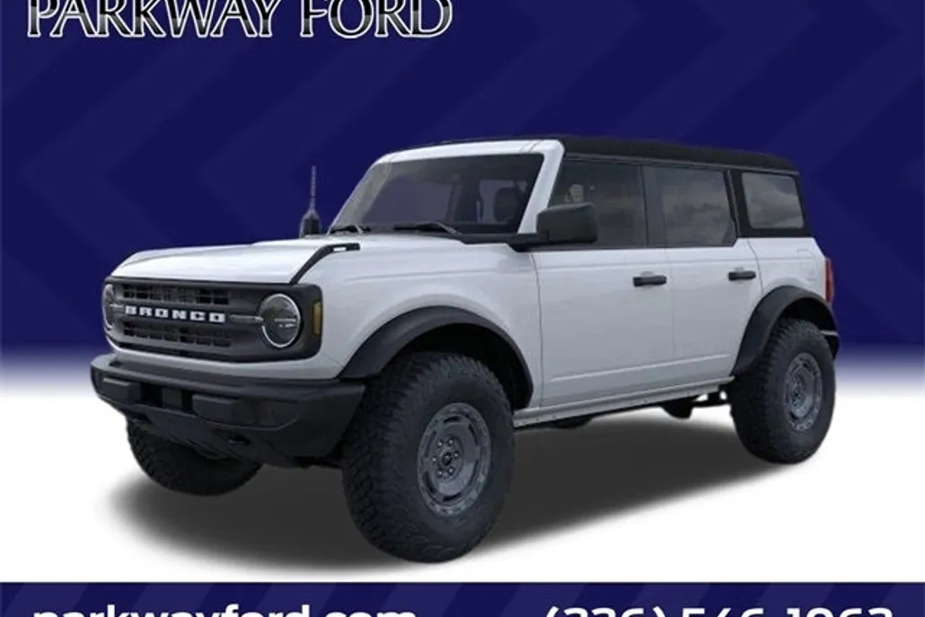 2025 Ford Bronco Base photo 1