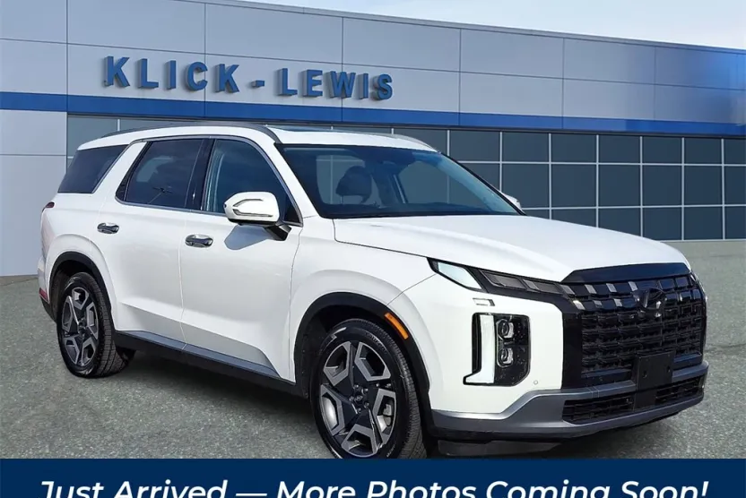 2023 Hyundai Palisade Limited photo 1
