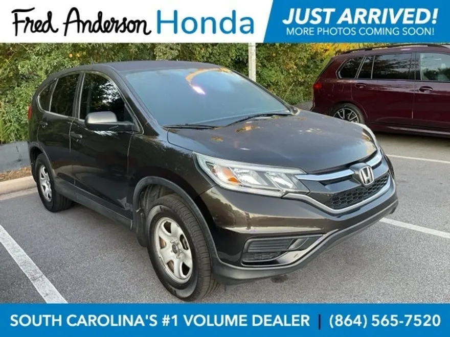 2015 Honda CR-V LX photo 1
