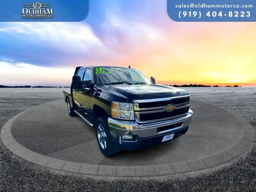 2013 Chevrolet Silverado 2500HD LT photo 1