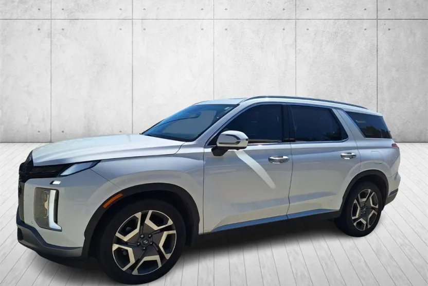 2025 Hyundai Palisade SEL photo 1
