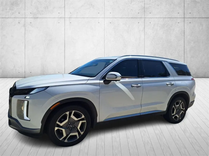 2025 Hyundai Palisade SEL photo 1