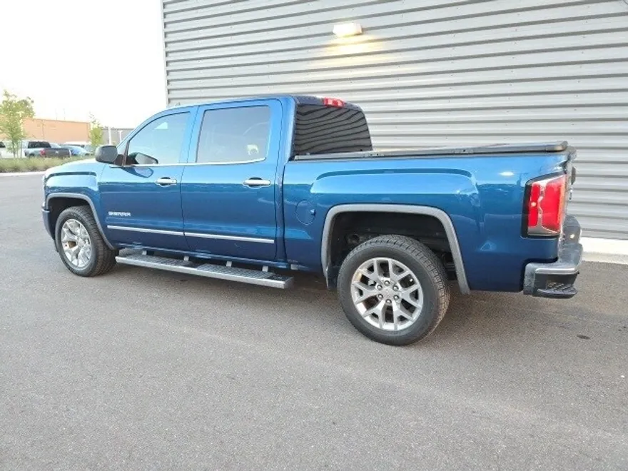 2018 Gmc Sierra 1500 SLT photo 1