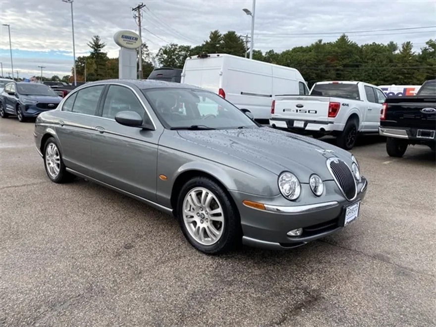 2003 Jaguar S-Type 4.2 photo 1