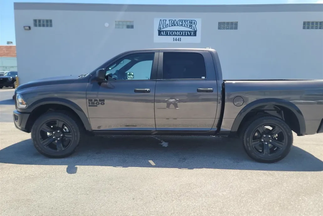 2024 Ram 1500 Classic Warlock photo 1