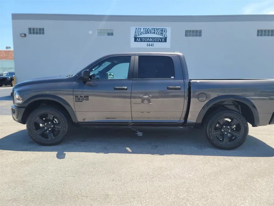 2024 Ram 1500 Classic Warlock photo 1