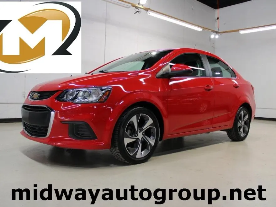 2020 Chevrolet Sonic Premier photo 1