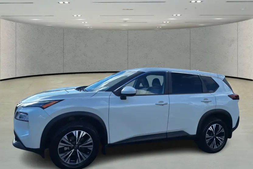 2023 Nissan Rogue SV photo 1