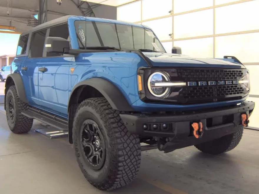 2022 Ford Bronco Badlands photo 1