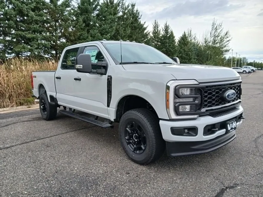 2026 Ford F-250 photo 1