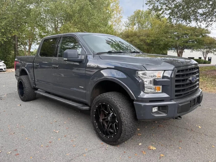 2016 Ford F-150 XLT photo 1