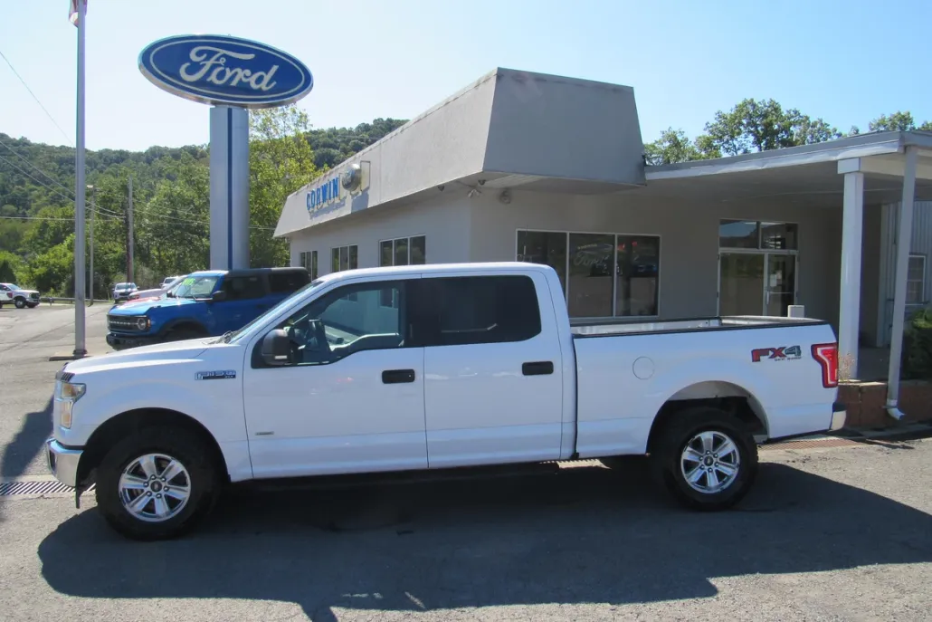 2017 Ford F-150 XLT photo 1