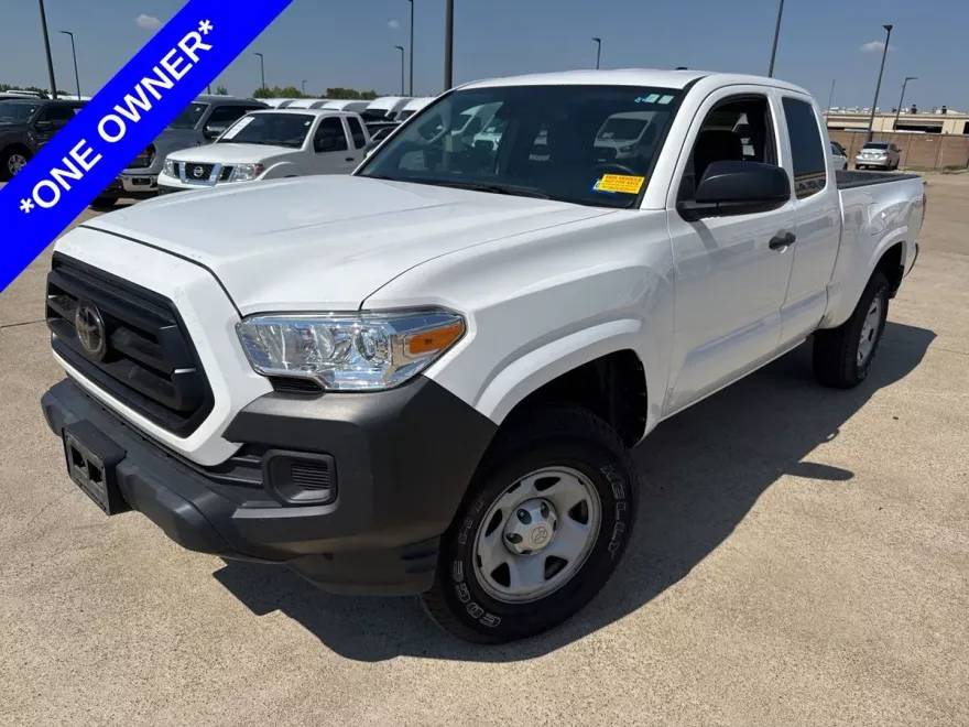 2023 Toyota Tacoma SR photo 1