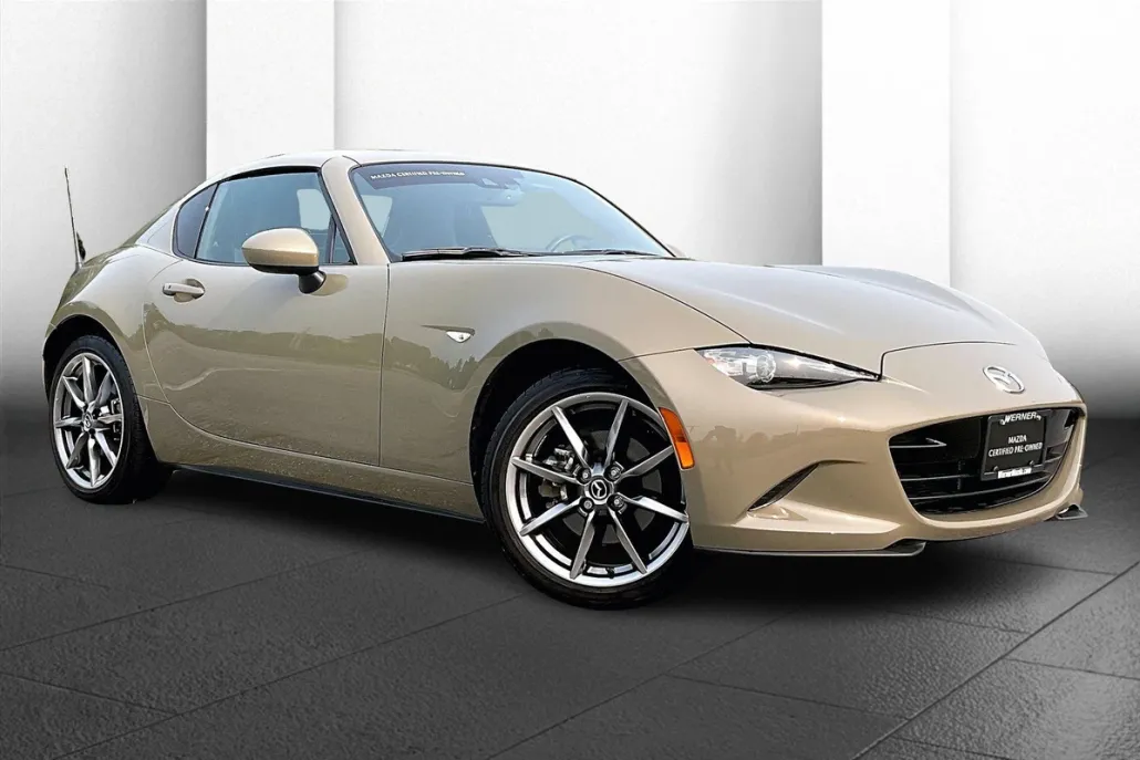 2023 Mazda MX-5 Miata Miata RF Grand Touring photo 1