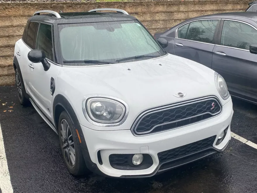 2018 Mini Countryman S ALL4 photo 1