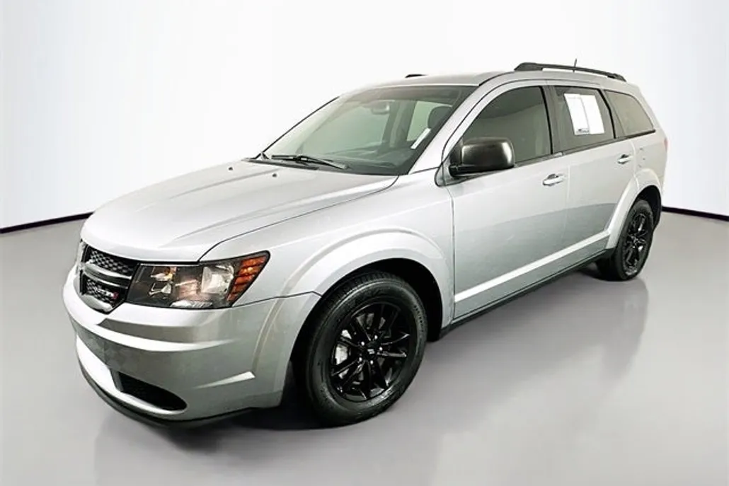 2020 Dodge Journey SE photo 1