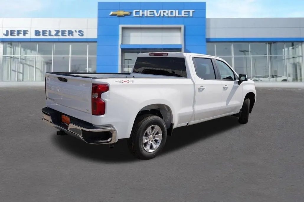 2026 Chevrolet Silverado 1500 LT photo 1