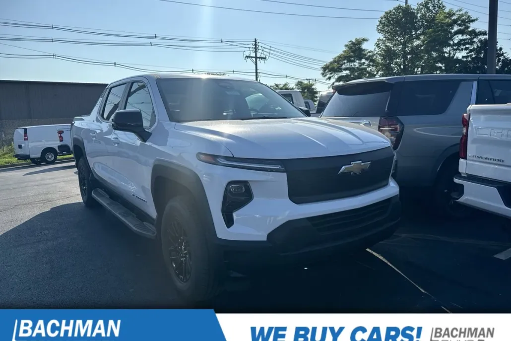2024 Chevrolet Silverado EV Work Truck photo 1