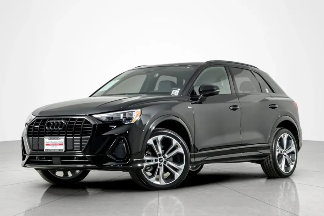 2021 Audi Q3 S line Premium 45 TFSI photo 1