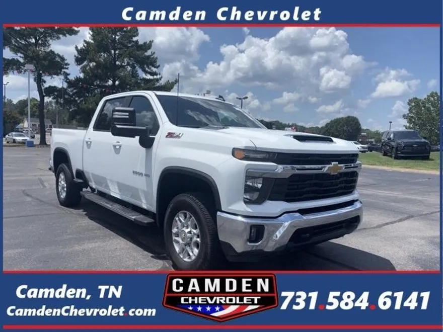 2024 Chevrolet Silverado 2500HD LT photo 1