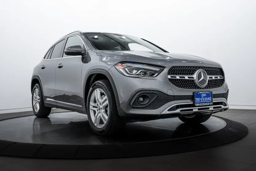 2021 Mercedes Benz GLA 250 4MATIC photo 1