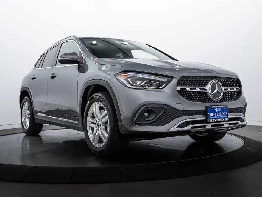 2021 Mercedes Benz GLA 250 4MATIC photo 1