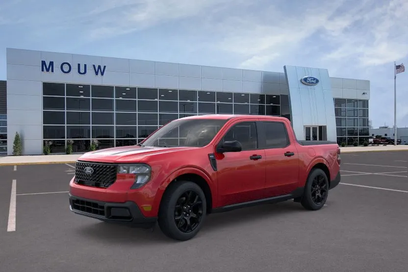 2025 Ford Maverick XLT photo 1