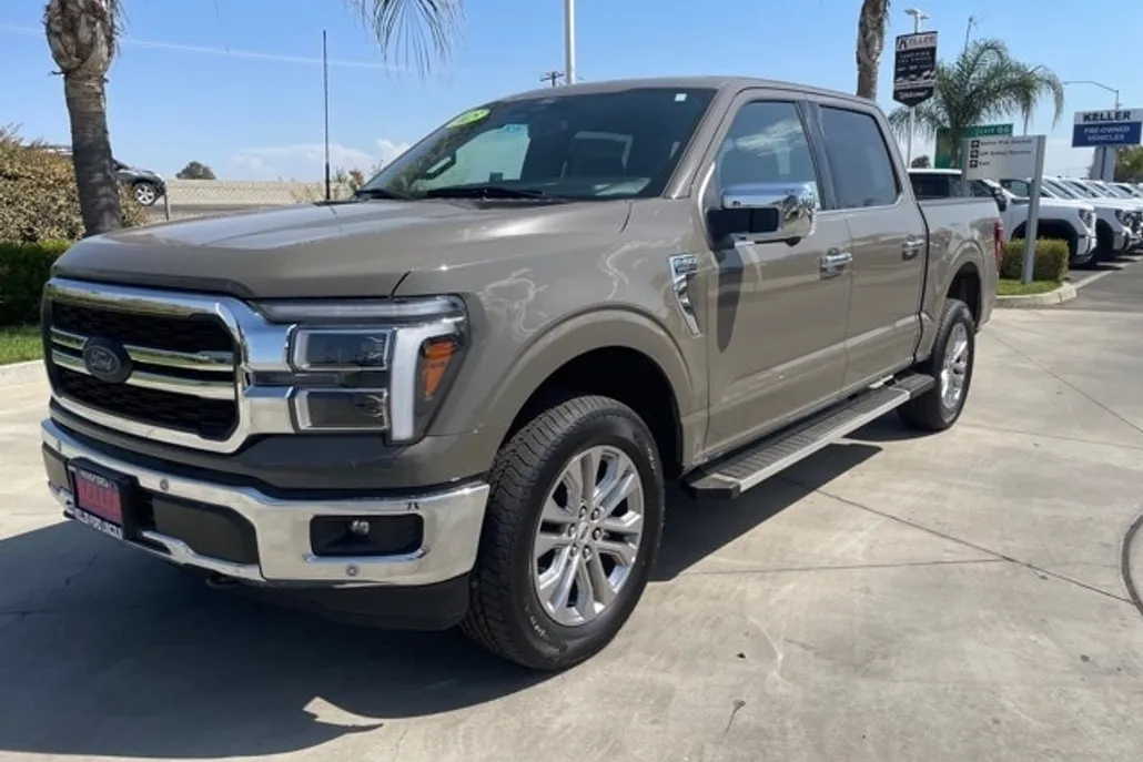 2025 Ford F-150 Lariat photo 1