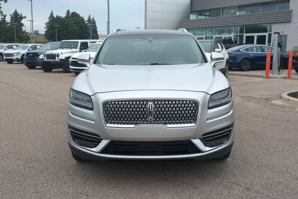2019 Lincoln Nautilus Reserve photo 1
