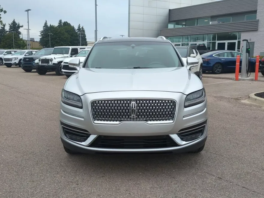 2019 Lincoln Nautilus Reserve photo 1
