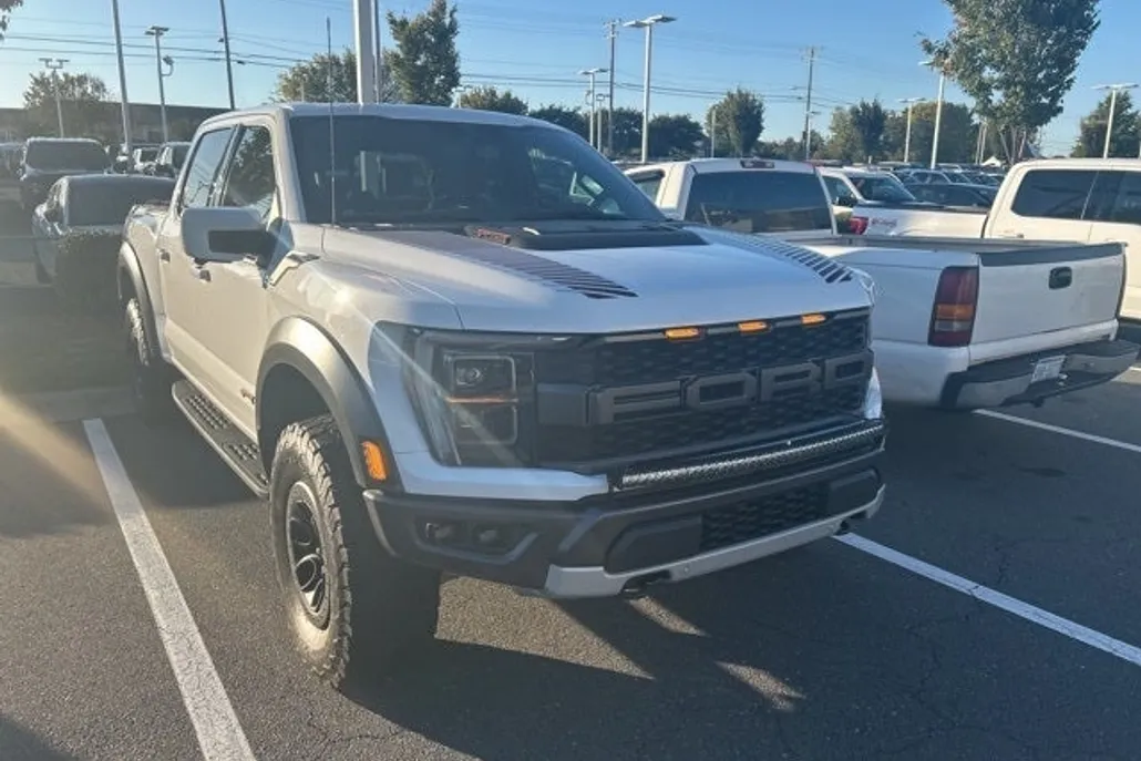 2022 Ford F-150 Raptor photo 1