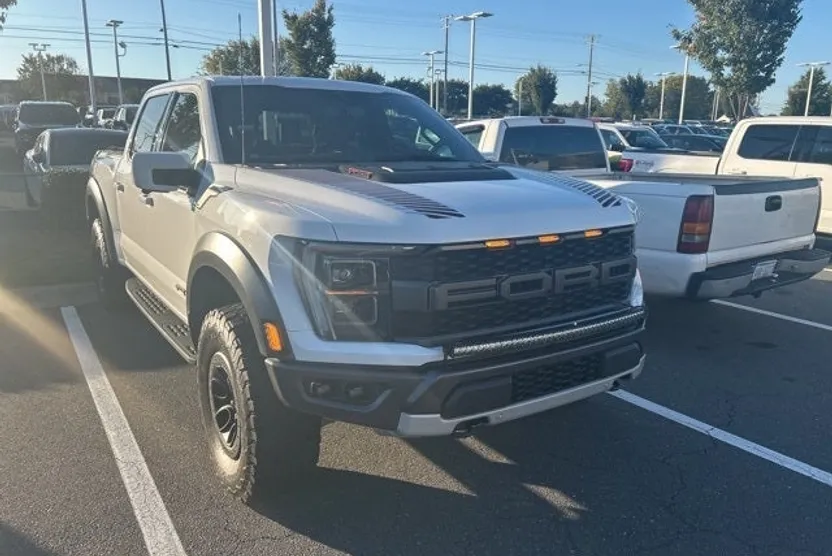 2022 Ford F-150 Raptor photo 1