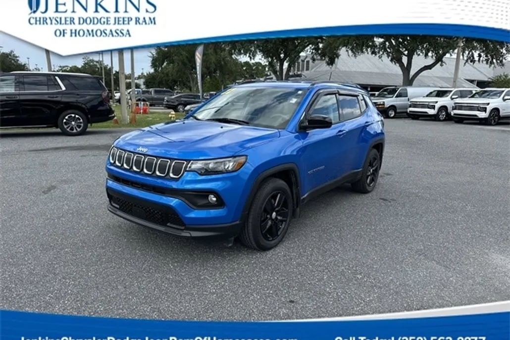 2022 Jeep Compass Latitude photo 1