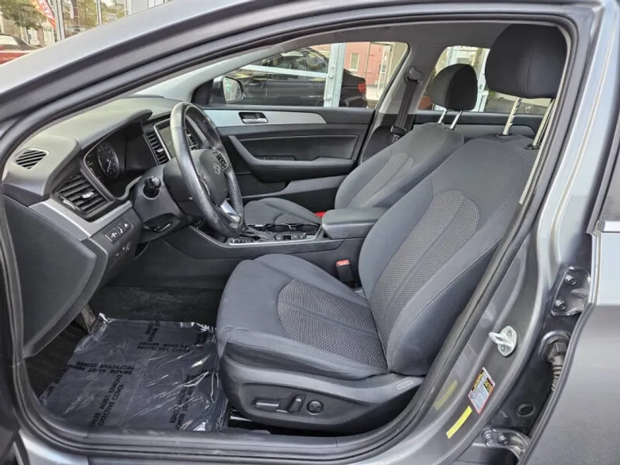 2019 Hyundai Sonata Limited photo 1