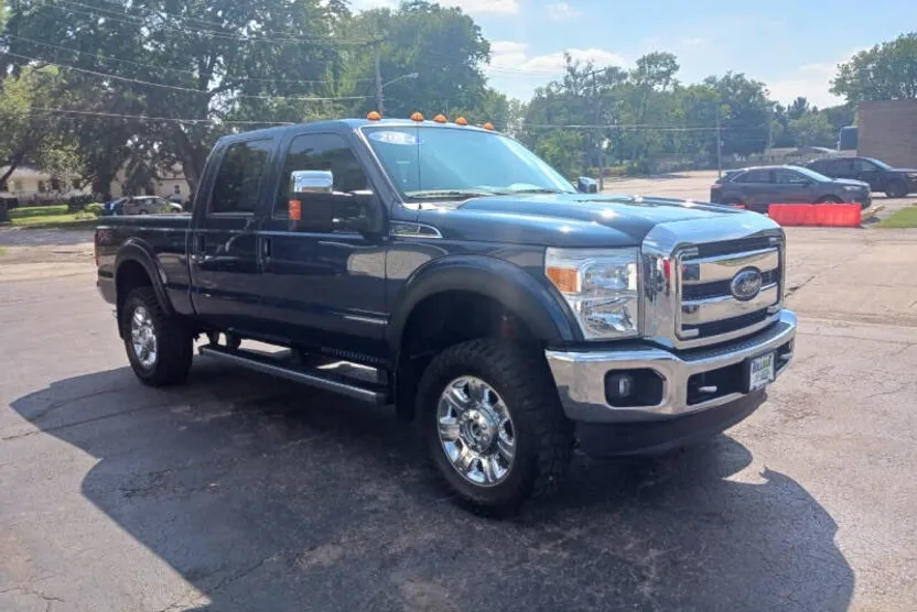 2014 Ford F-250 Lariat photo 1