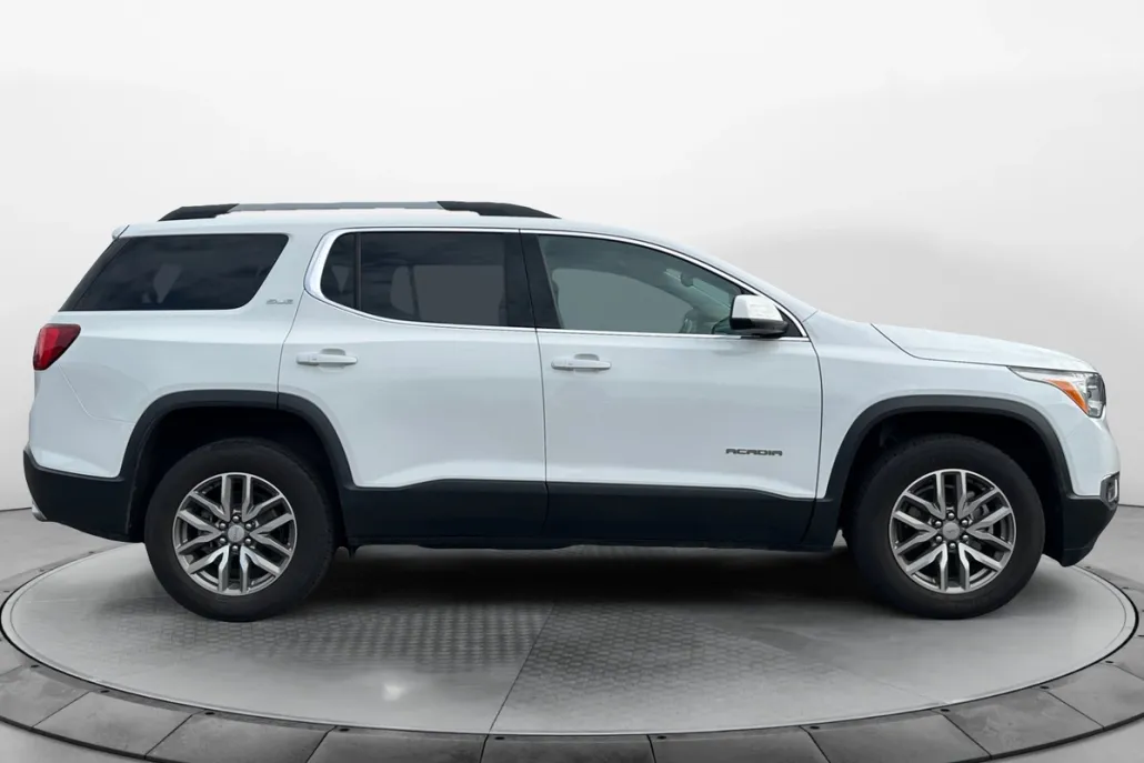 2019 Gmc Acadia SLE photo 1