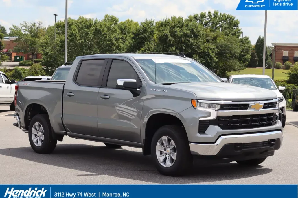 2025 Chevrolet Silverado 1500 LT photo 1