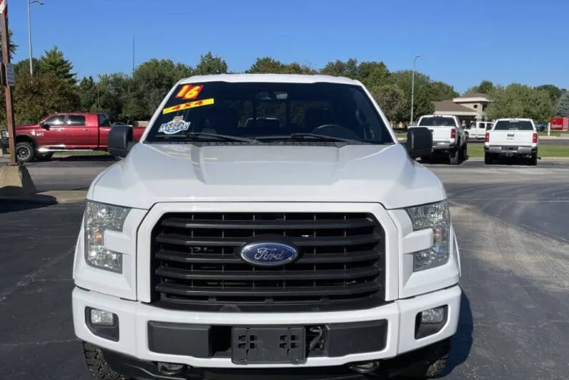 2016 Ford F-150 photo 1