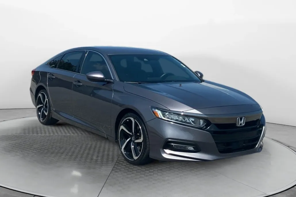 2018 Honda Accord Sport photo 1
