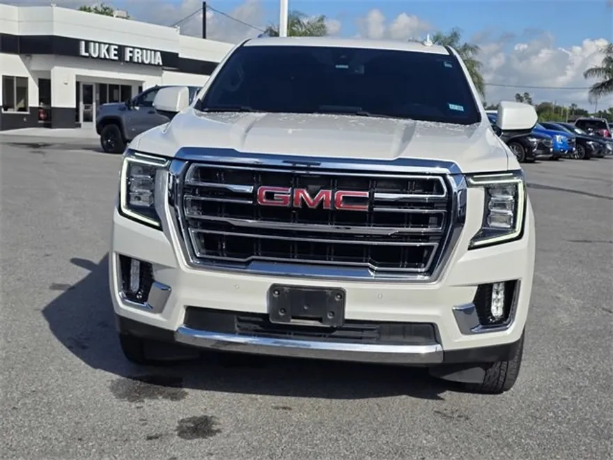 2021 Gmc Yukon SLT photo 1