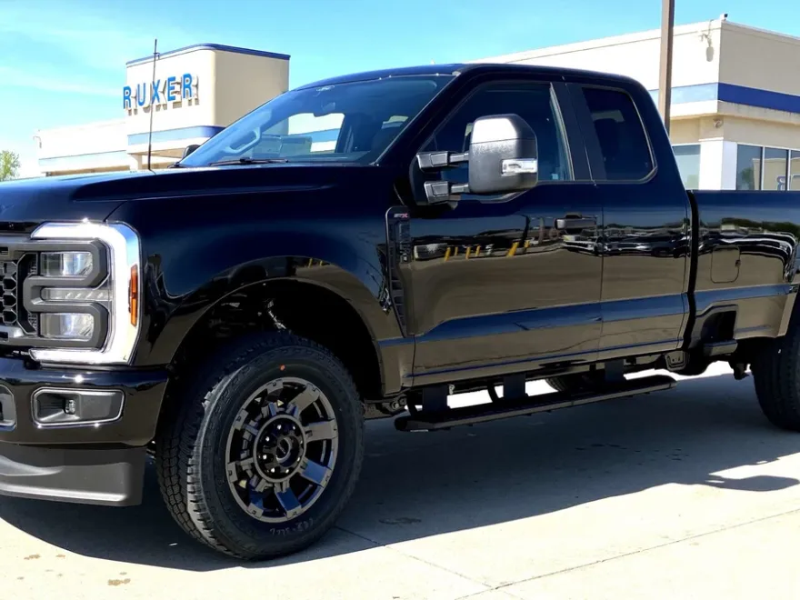 2025 Ford F-350 XL photo 1