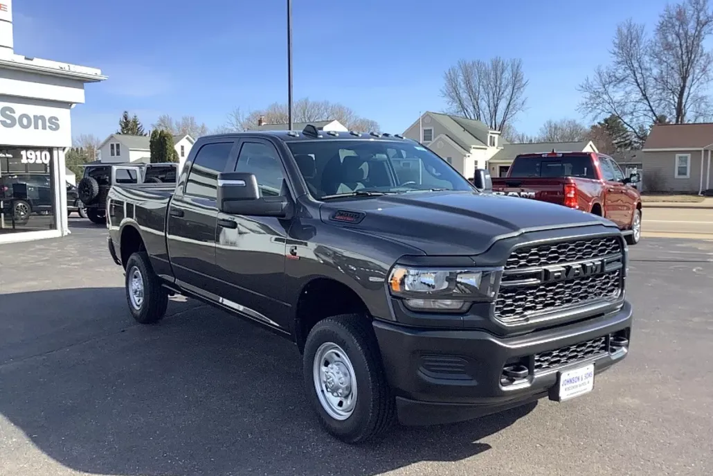 2024 Ram 2500 Tradesman photo 1