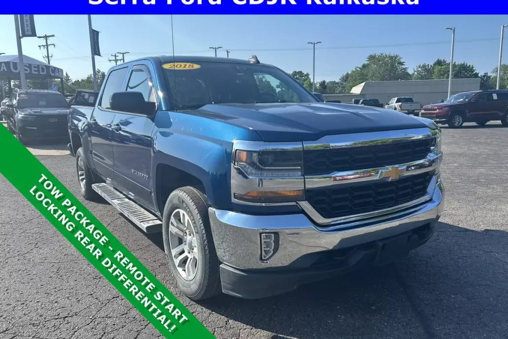 2018 Chevrolet Silverado 1500 LT photo 1