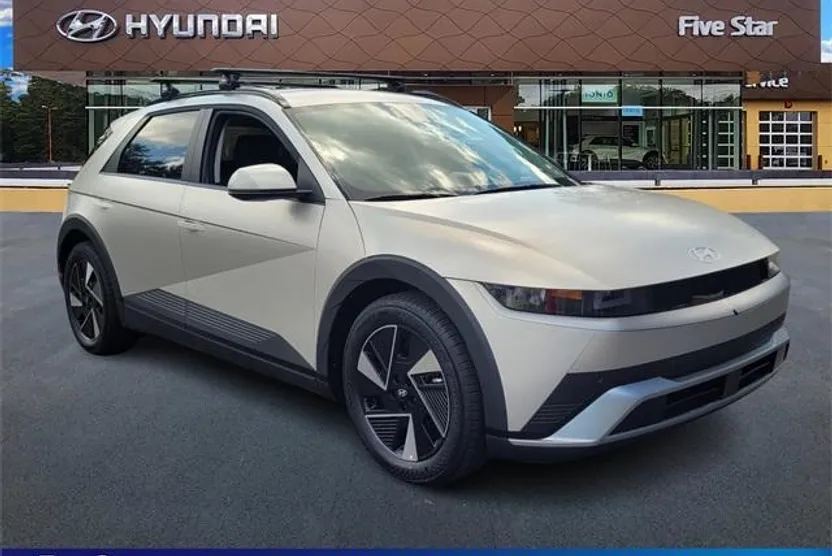 2025 Hyundai Ioniq 5 SEL photo 1