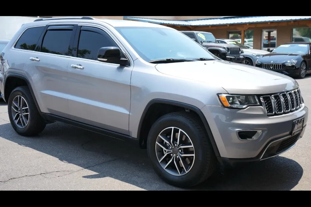2021 Jeep Grand Cherokee Limited photo 1