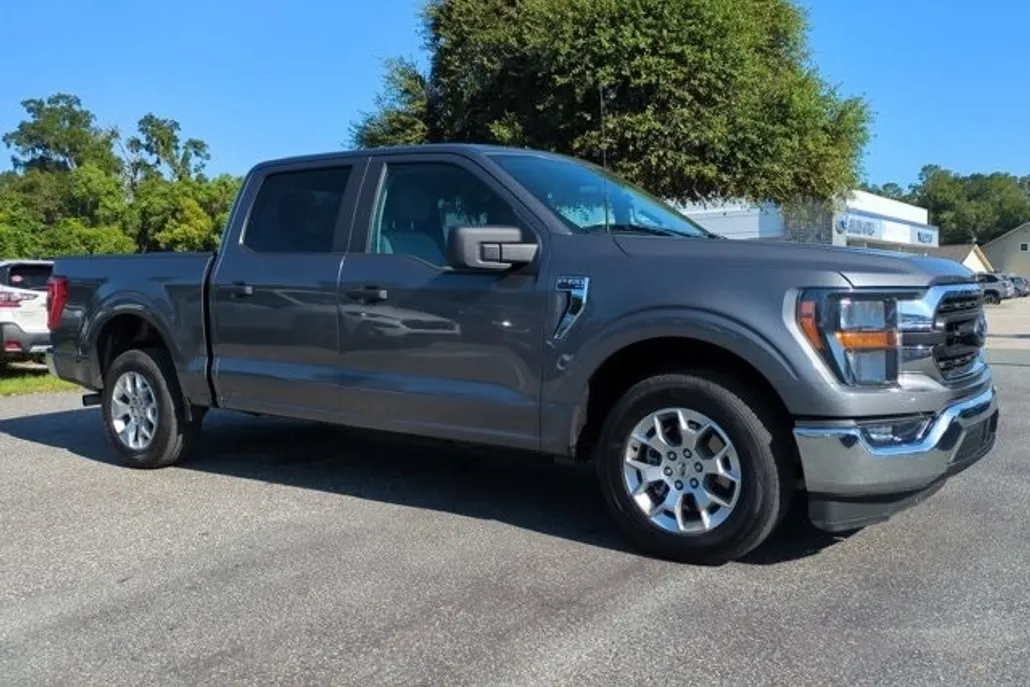 2023 Ford F-150 XLT photo 1