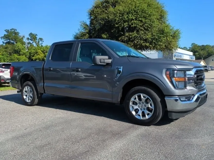 2023 Ford F-150 XLT photo 1