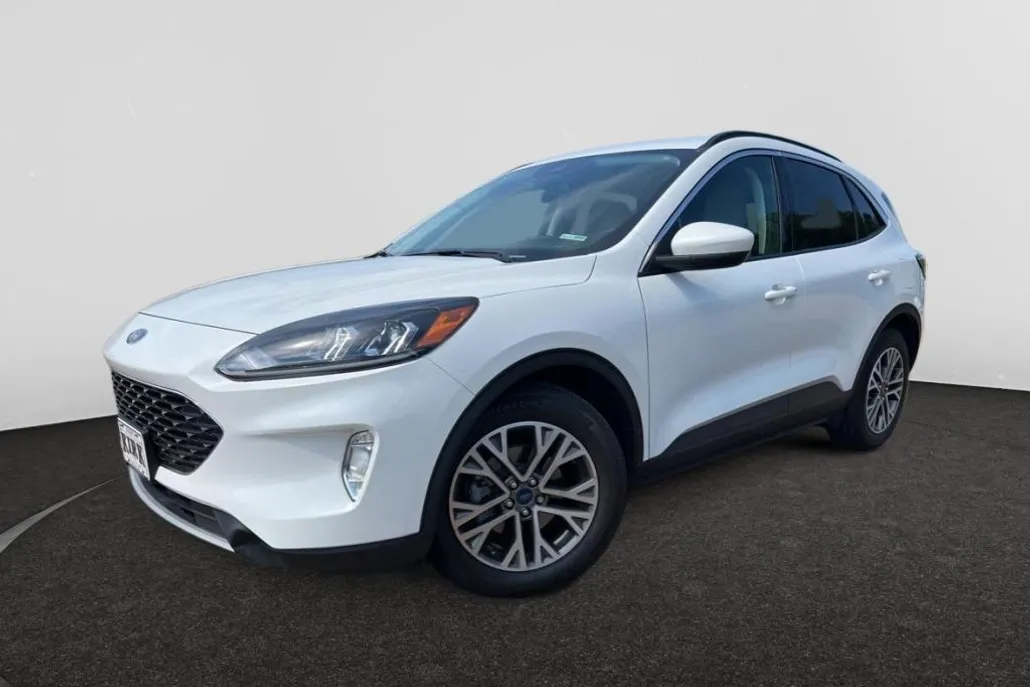 2022 Ford Escape SEL photo 1