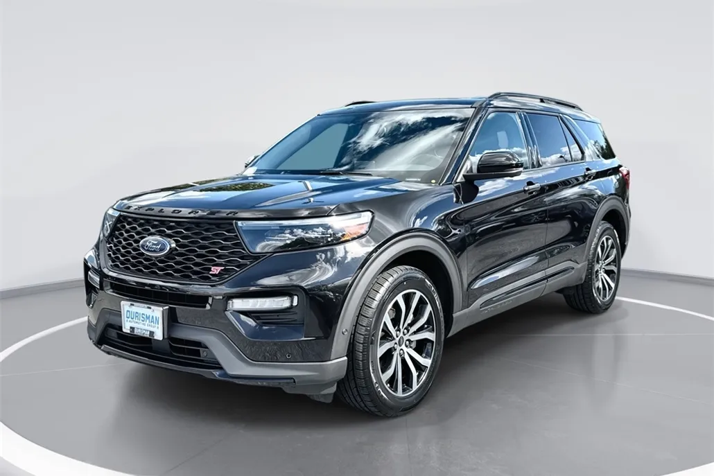 2020 Ford Explorer ST photo 1